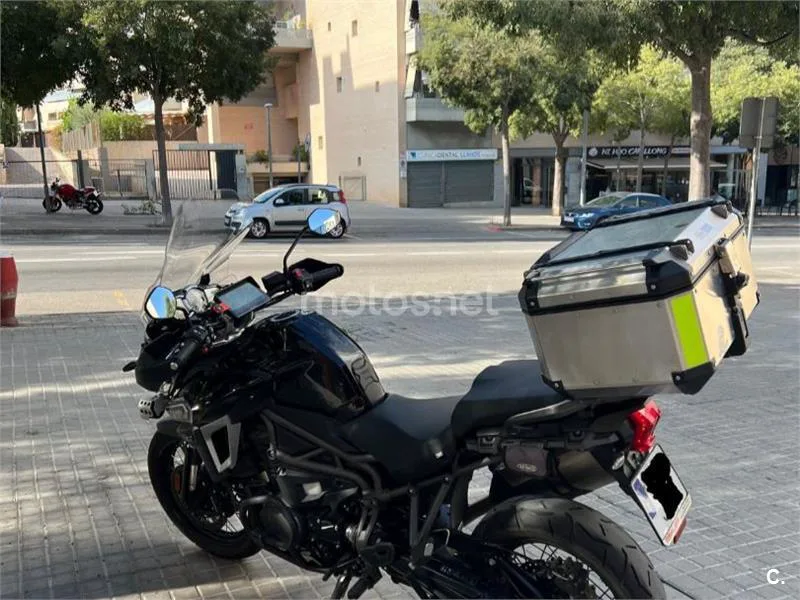 Triumph Tiger Explorer - Vista 3