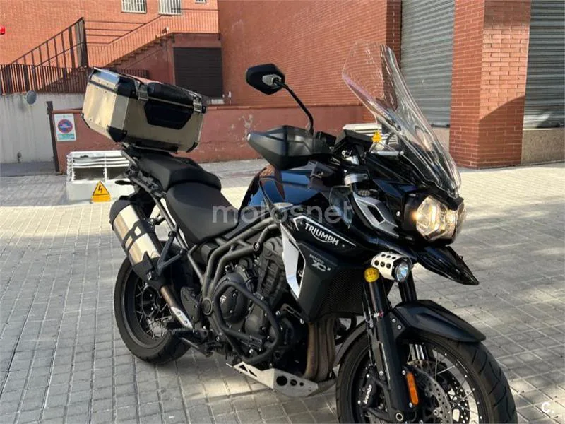 Triumph Tiger Explorer - Vista 5
