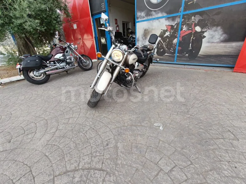 Yamaha XVS650 Drag Star Classic - Vista 17