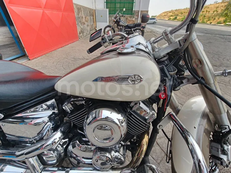 Yamaha XVS650 Drag Star Classic - Vista 7