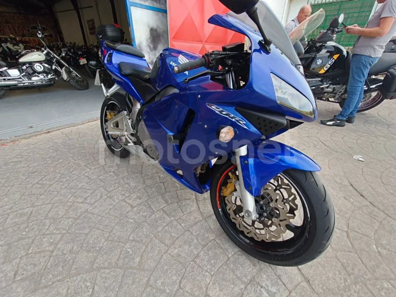 Honda CBR600RR - Vista 17