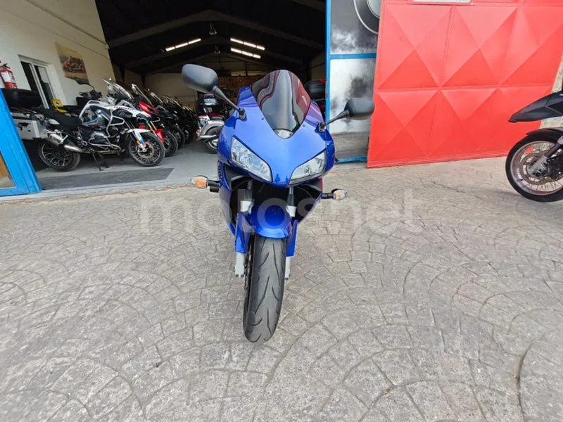 Honda CBR600RR - Vista 5
