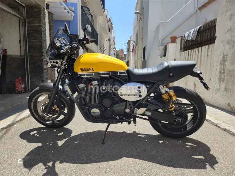 Yamaha XJR1300 - Vista 4