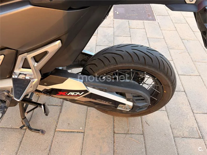 Honda X-ADV - Vista 7
