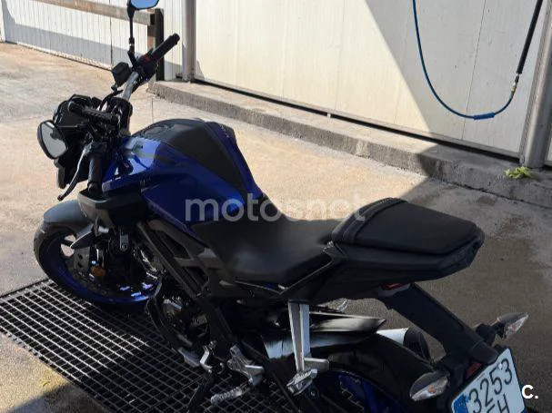 Yamaha MT-125 - Vista 3