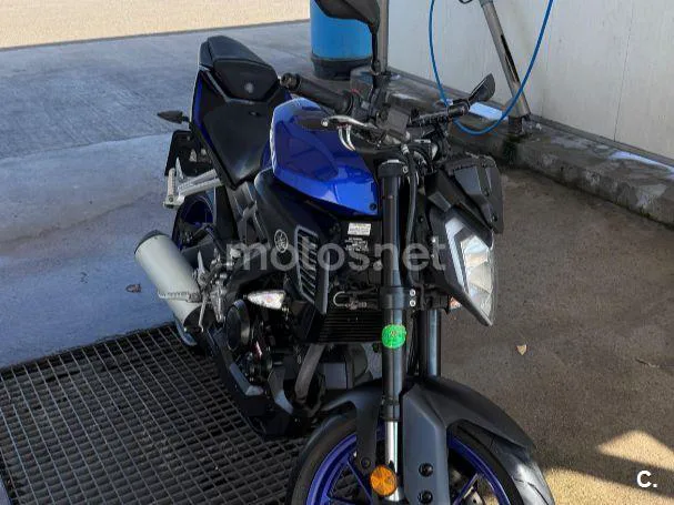 Yamaha MT-125 - Vista 4