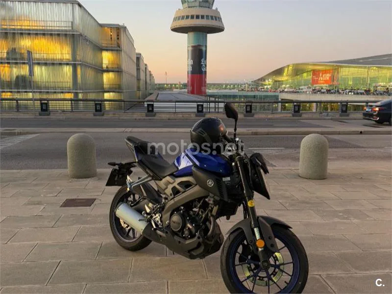 Yamaha MT-125 - Vista 8