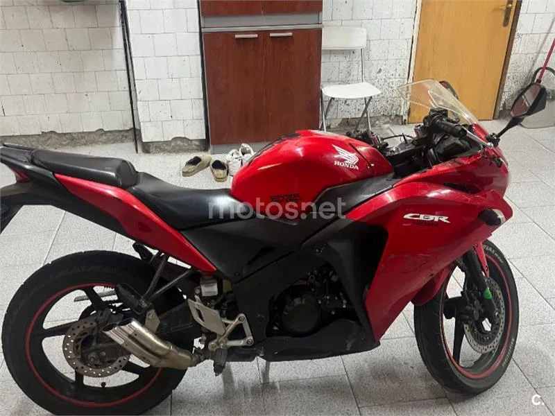 Honda CBR125R 2500 € 2014 Barcelona - 1