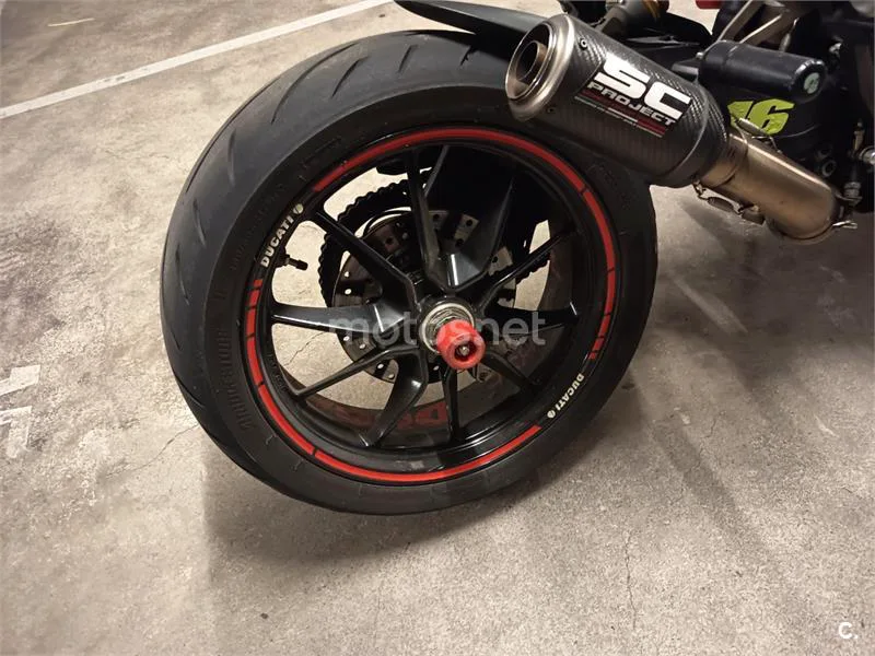 Ducati Hypermotard - Vista 11
