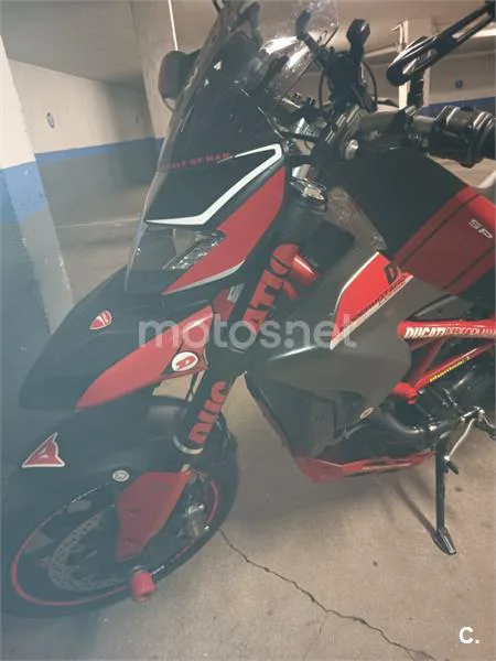 Ducati Hypermotard - Vista 6