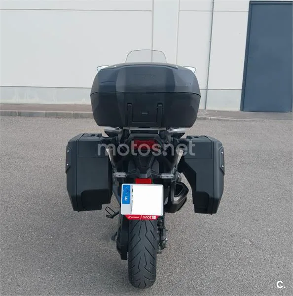 Honda Forza 750 - Vista 4
