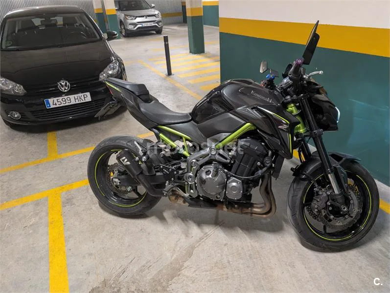 Kawasaki Z900 - Vista 3