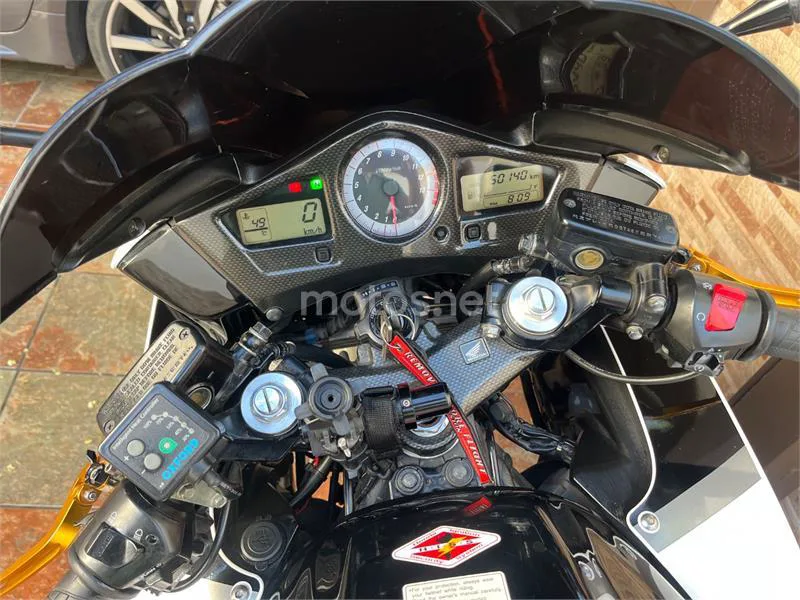 Honda VFR800F - Vista 5