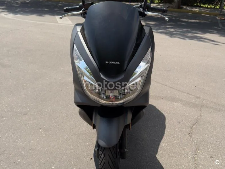 Honda PCX125 - Vista 5