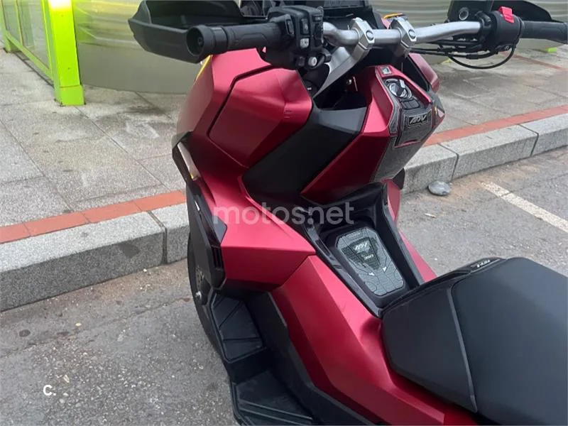 Honda ADV350 - Vista 3