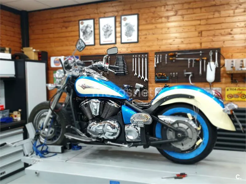 Kawasaki VN900 Classic - Vista 5