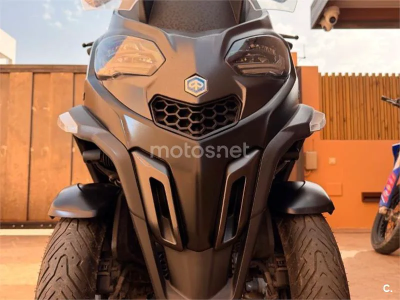 Piaggio MP3 530 Exclusive - Vista 12