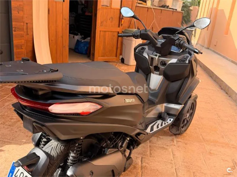 Piaggio MP3 530 Exclusive - Vista 4