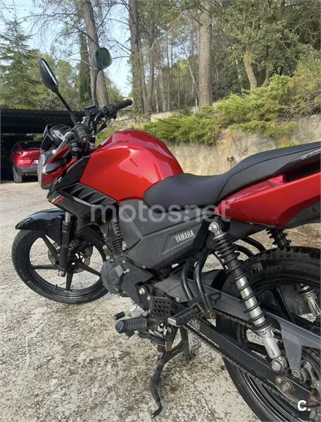 Yamaha YS125 - Vista 6