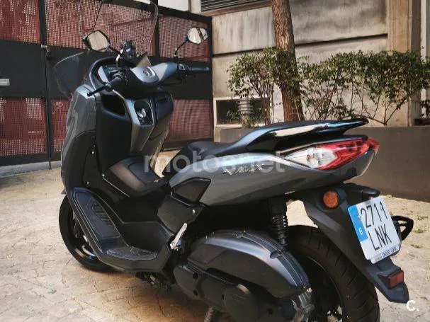Yamaha NMAX - Vista 5