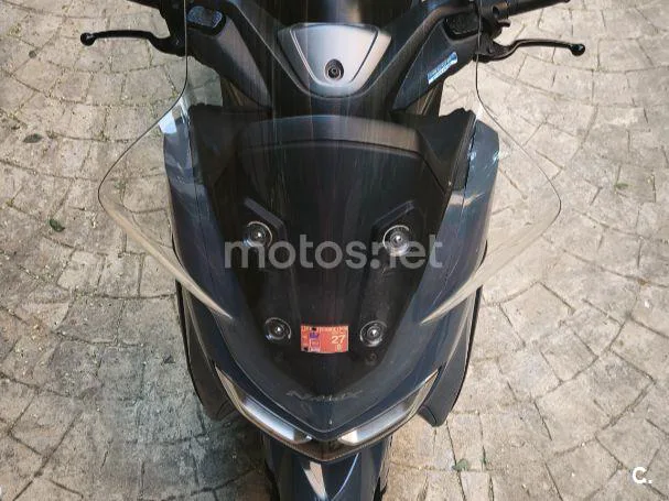 Yamaha NMAX - Vista 6