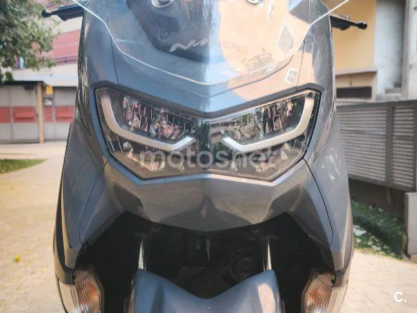 Yamaha NMAX - Vista 7