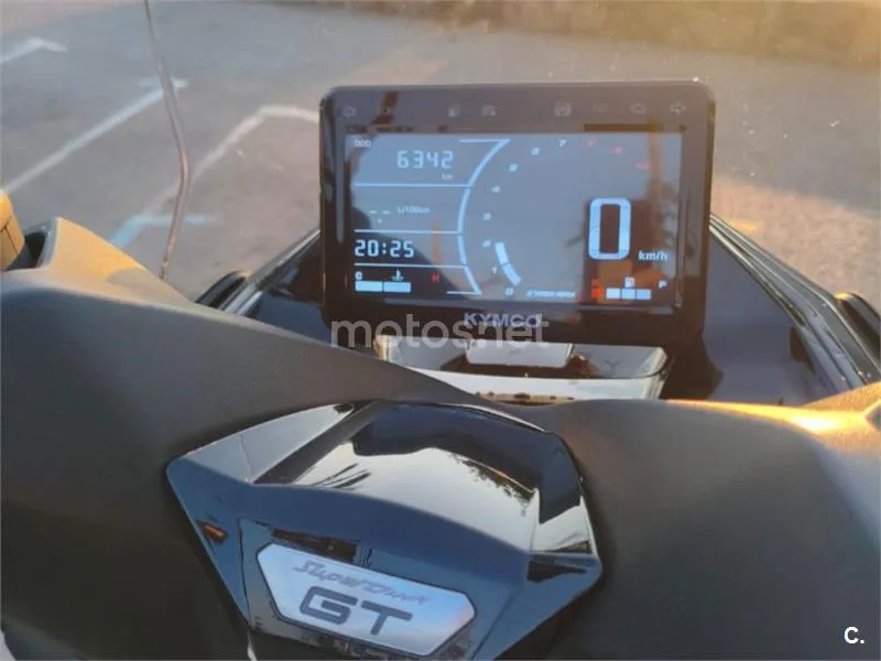 Kymco Super Dink 125 - Vista 5