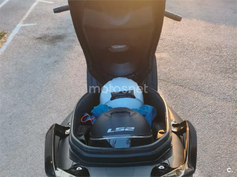 Kymco Super Dink 125 - Vista 6