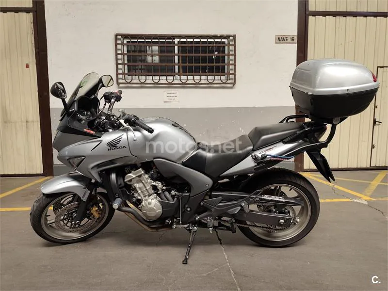 Honda CBF600S - Vista 3