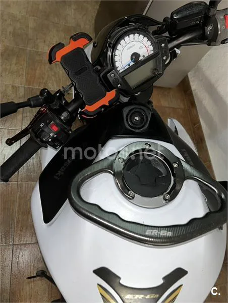 Kawasaki ER-6n - Vista 6