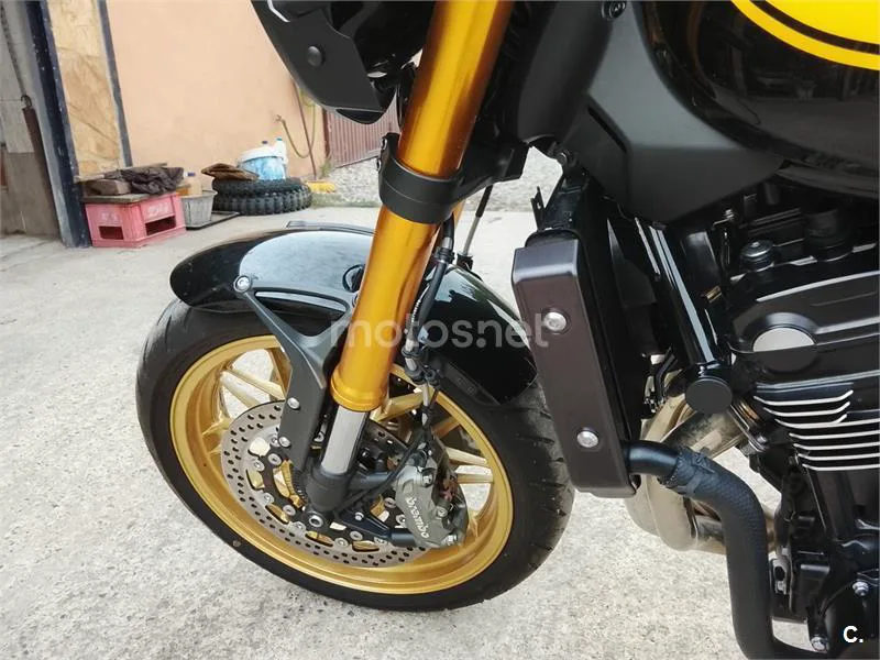 Kawasaki Z900RS - Vista 7