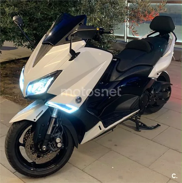 Yamaha TMAX 530 - Vista 6