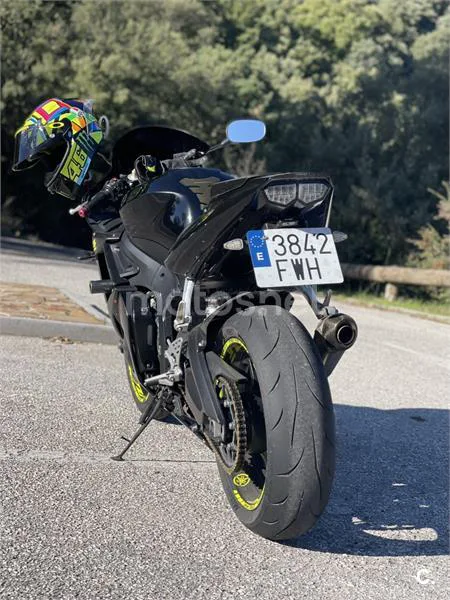 Yamaha YZF-R6 - Vista 3