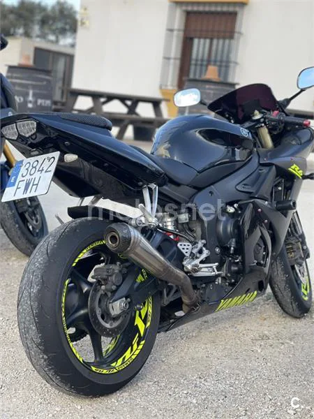 Yamaha YZF-R6 - Vista 4