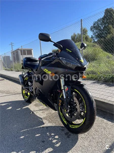 Yamaha YZF-R6 - Vista 7