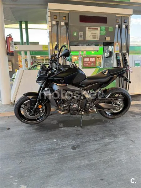 Yamaha MT-09 - Vista 4