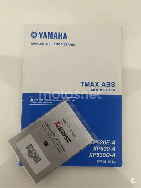 Yamaha TMAX - Vista 3