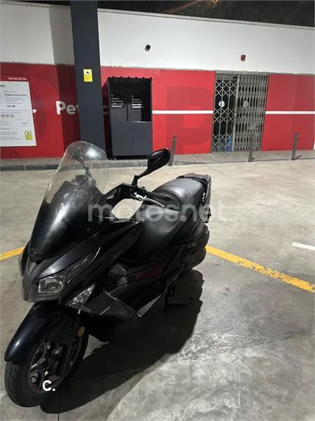 Kymco Grand Dink 125 - Vista 3