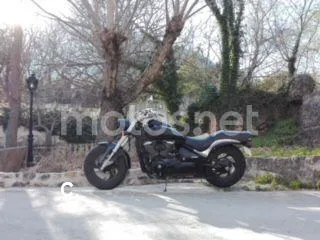 Suzuki Intruder M800 - Vista 3