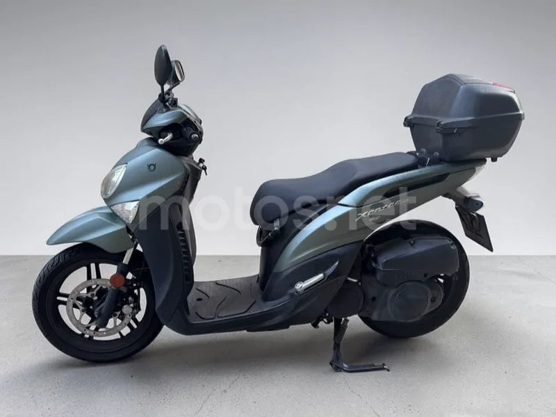 Yamaha Xenter 125 - Vista 6