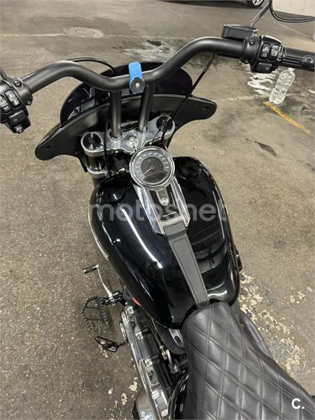 Harley-Davidson Sport Glide - Vista 3