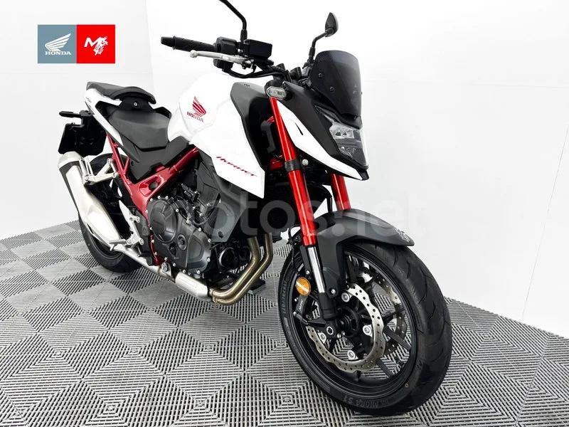 Honda CB750 Hornet 5790 € 2023 Barcelona - 2