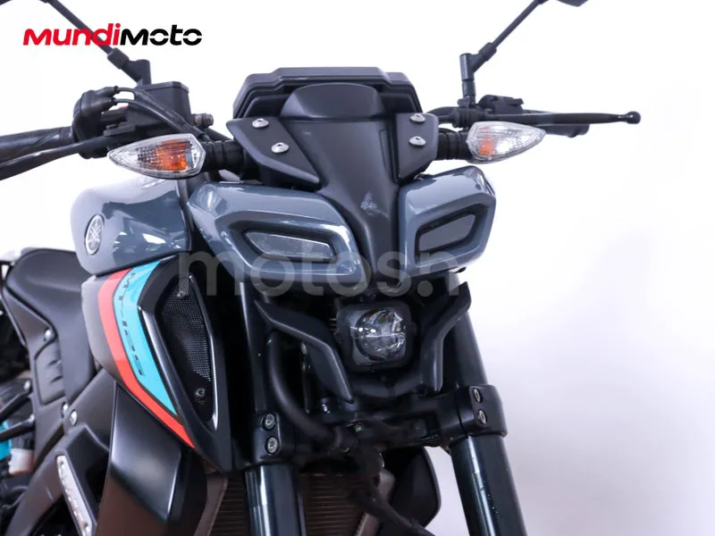Yamaha MT-125 - Vista 19