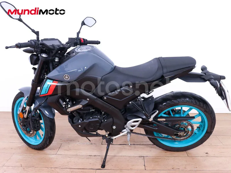 Yamaha MT-125 - Vista 6