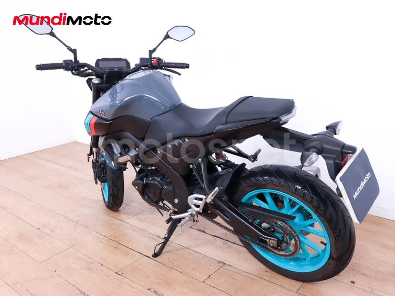 Yamaha MT-125 - Vista 8
