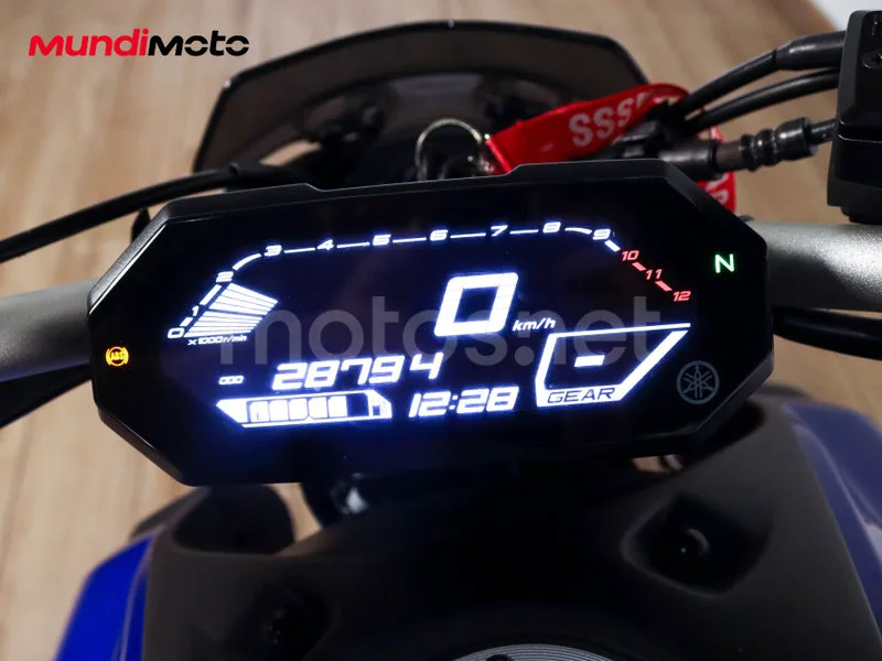 Yamaha MT-07 - Vista 12