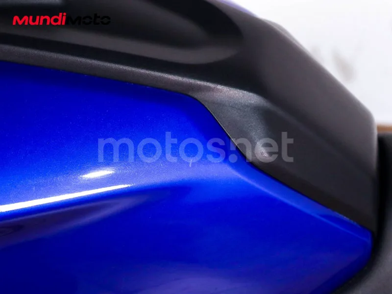 Yamaha MT-07 - Vista 16