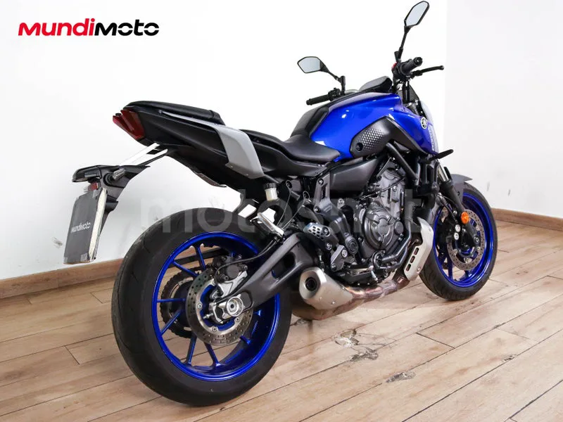 Yamaha MT-07 - Vista 3
