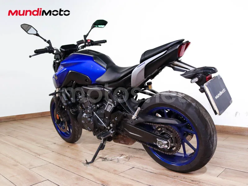 Yamaha MT-07 - Vista 7