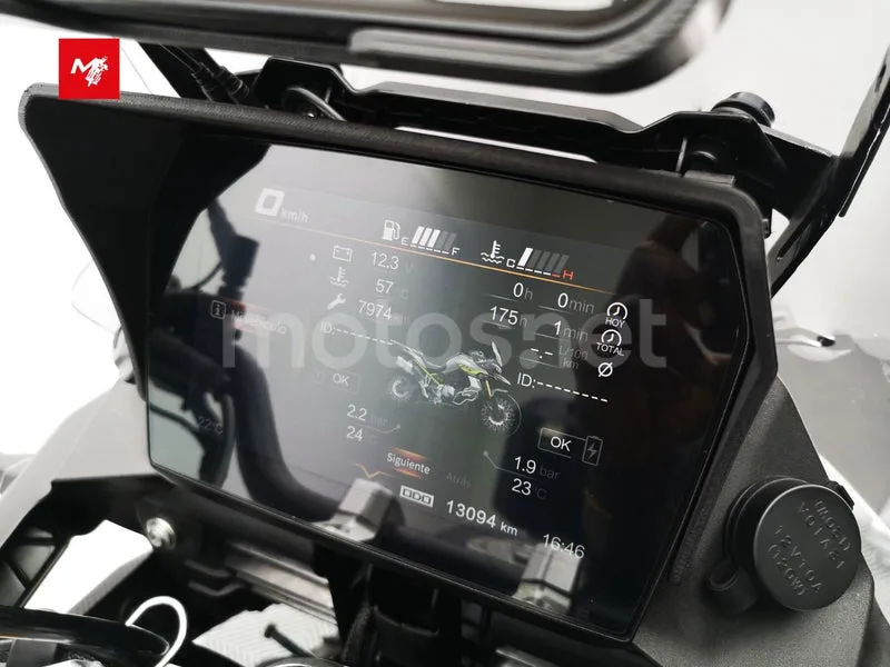 Voge 900DSX - Vista 9